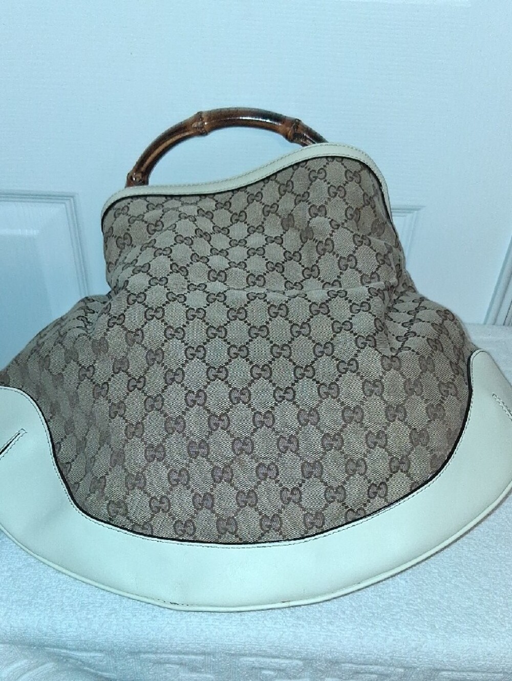 Gucci Brown GG Canvas Hobo with Bamboo Handle and Cream Trim - Picture 6 of 13